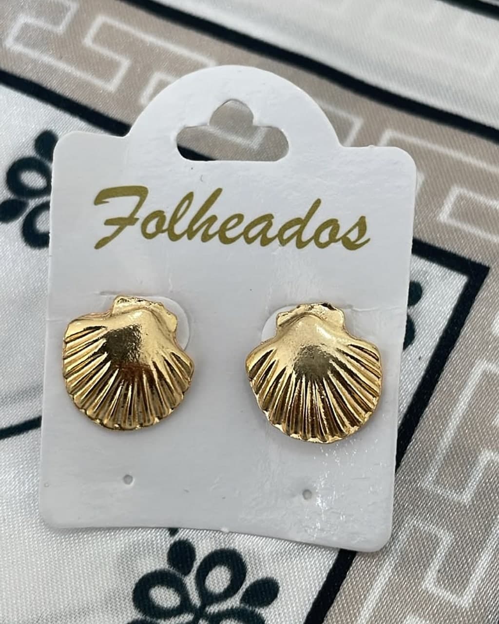Brinco Dourado Concha