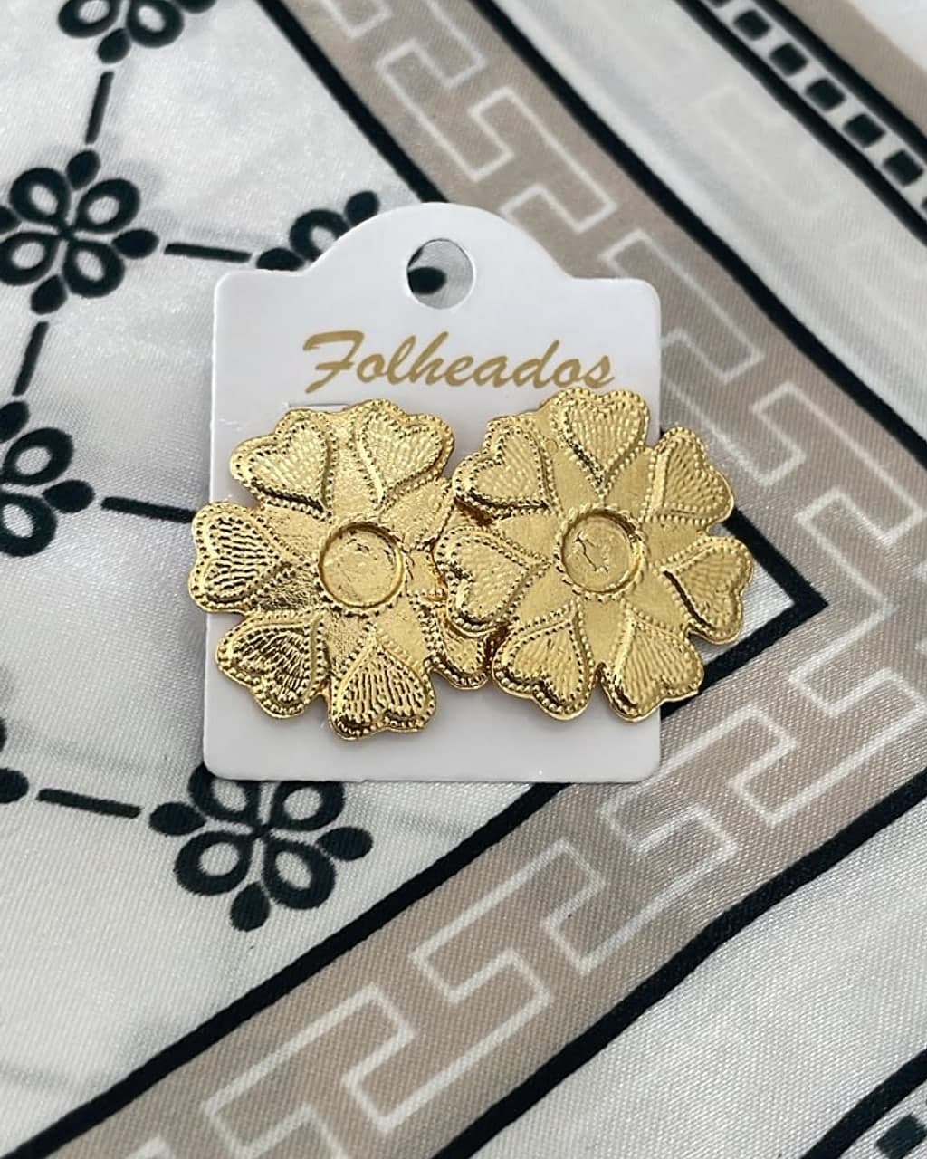 Brinco Dourado Margaridas